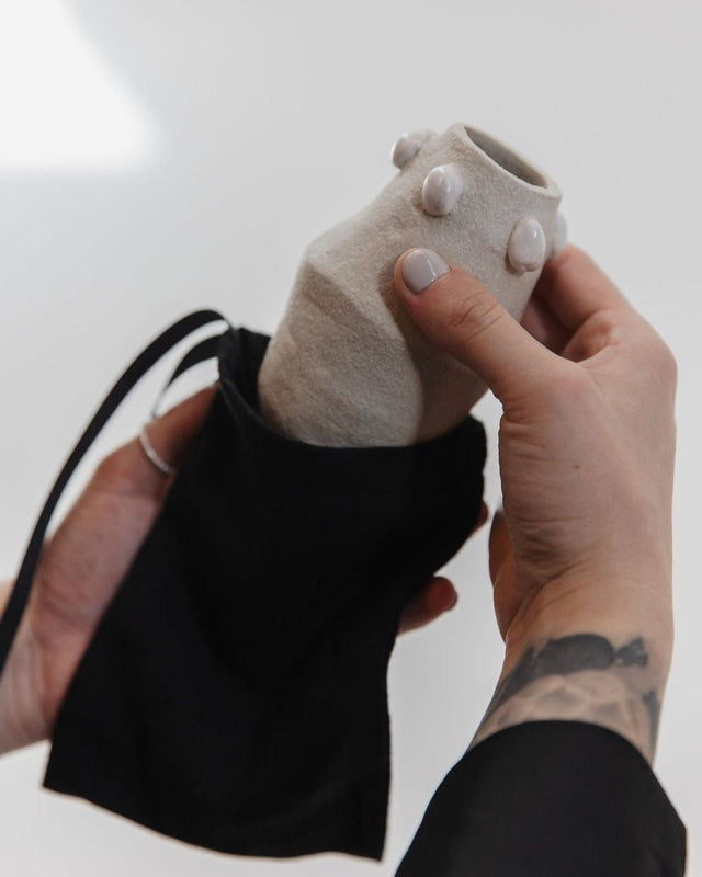 PERLA | Vase 09 - THOMPSON LANE