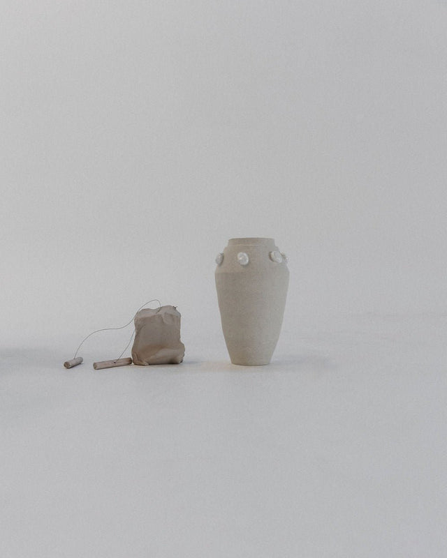 PERLA | Vase 04 - THOMPSON LANE